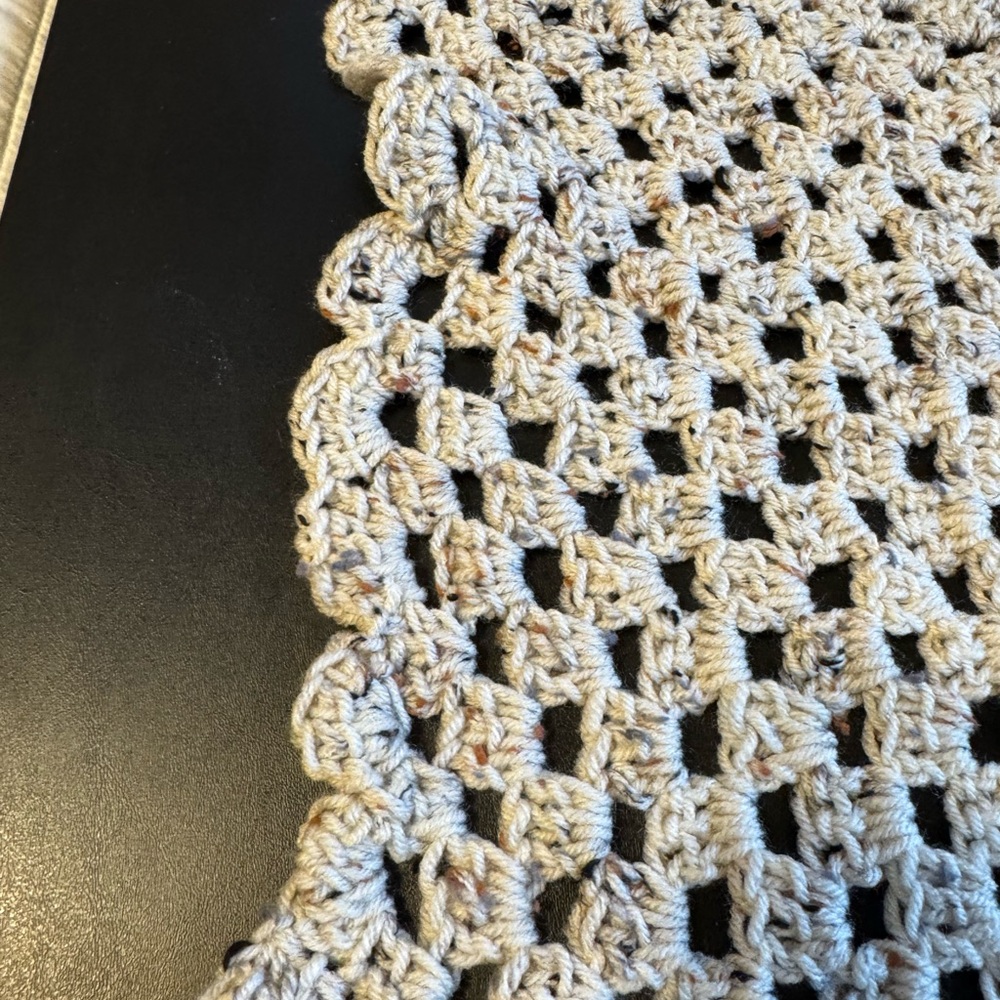Handmade Crochet Blanket New - Picture 4 of 4
